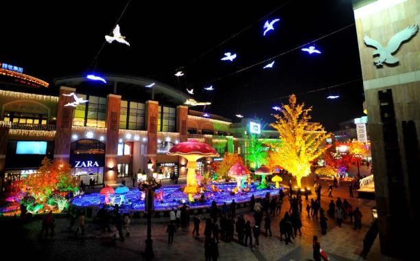 Thỏa sức mua sắm tại các trung tâm ở Bắc Kinh Ve-may-bay-di-bac-kinh-solana-lifestyle-mall-shopping